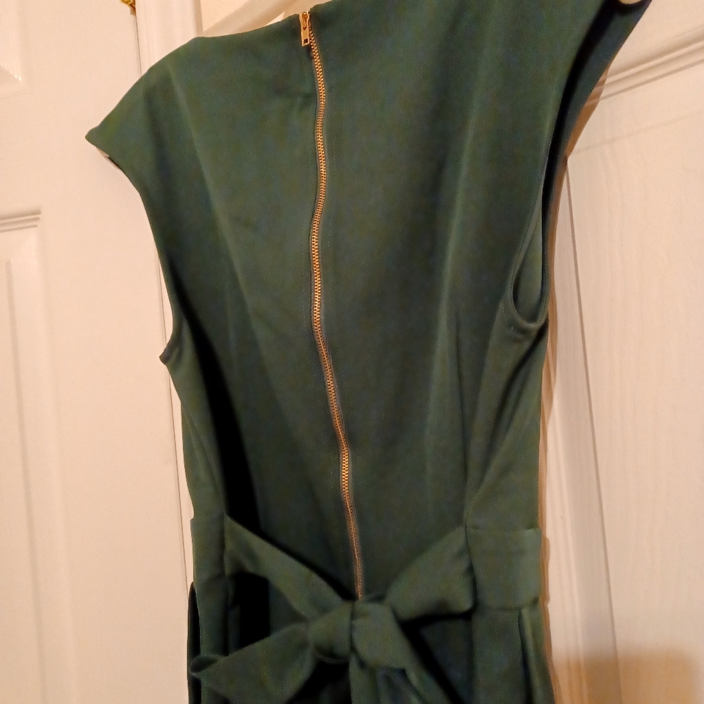 Dress - Picture 2 of 6